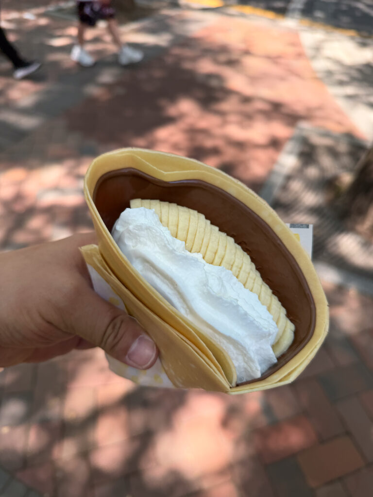 徳寿宮クレープのバナナ生クリーム