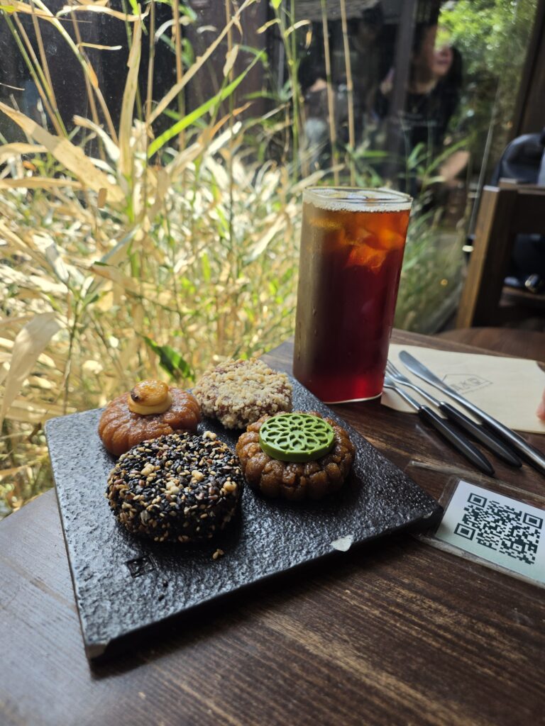 청수당 약과 세트 클로즈업